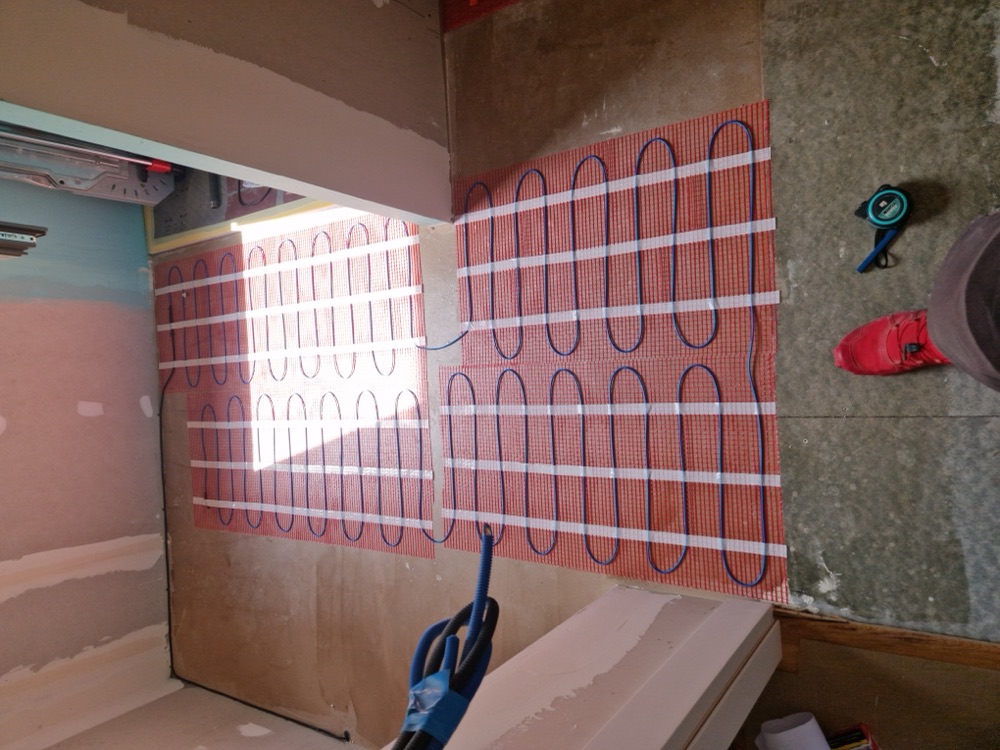 Pose de plancher chauffant électrique à Besançon par Vilas Elec